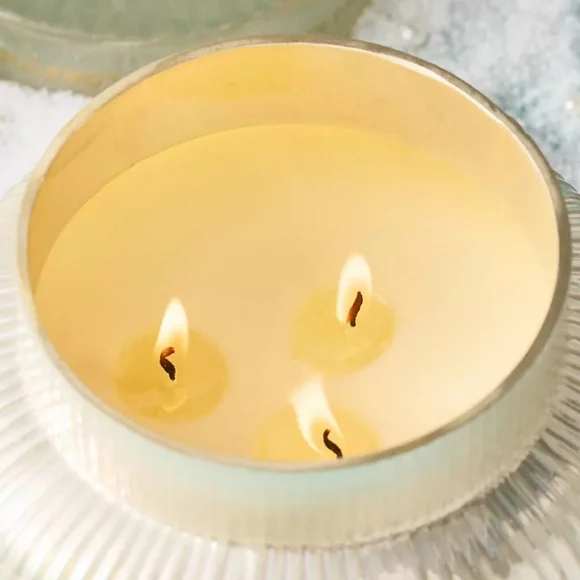 Capri Blue Volcano Glass Candle, Scent: Volcano, Size 50 oz., Retail $122.00 USD - Picture 2 of 12